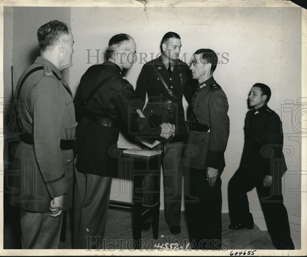 1941 Press Photo Latin-American Officers graduated their U.S. Course.-Historic Images