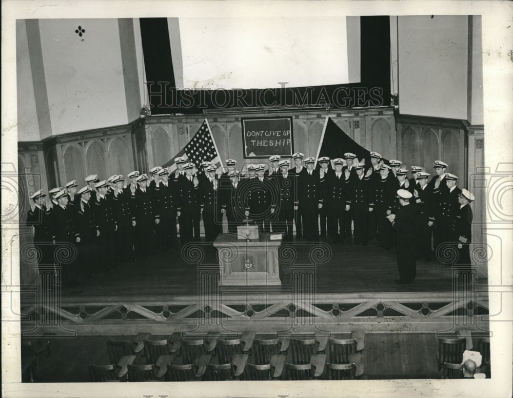 1942 Press Photo Yale Naval ROTC Capt Charles Gill &amp; grads get assignments - Historic Images