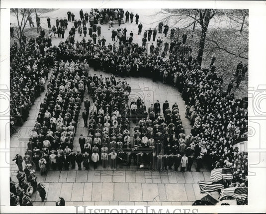 1942 Phila, Pa. Armistice Day memorial for War dead - Historic Images