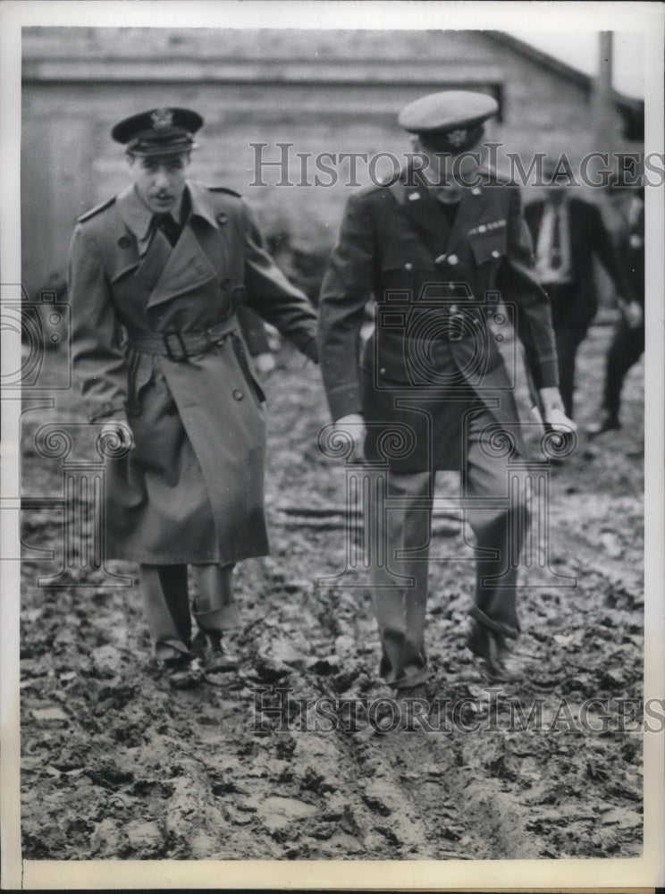 1941 St Louis, Mo. Brig Gen Burke Somervell &amp; another officer - Historic Images