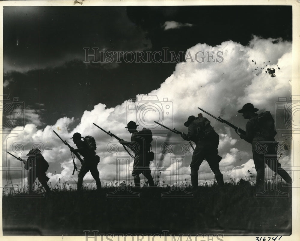 1935 Press Photo Company A Infantry atPine Camp, NY on manuevers-Historic Images