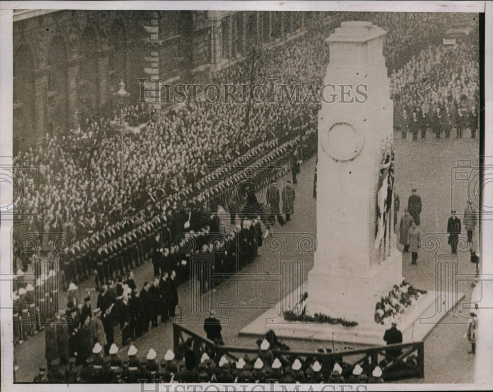 1937 Press Photo Armistice Day ceremony at London Centotaph memorial - nem31305-Historic Images