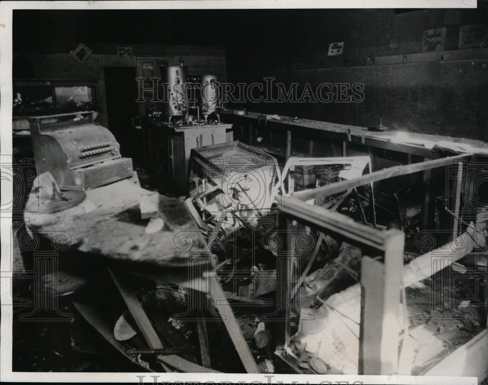 1933 Press Photo Taylorville Illiniois damage from mine pickets rioting-Historic Images