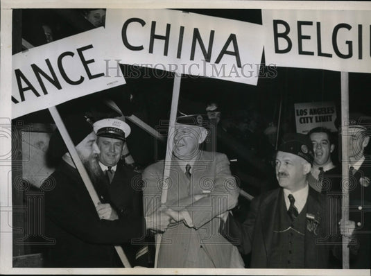 1939 Press Photo American Legion in Chicago Sedley Peck. Maj Art Bassett-Historic Images