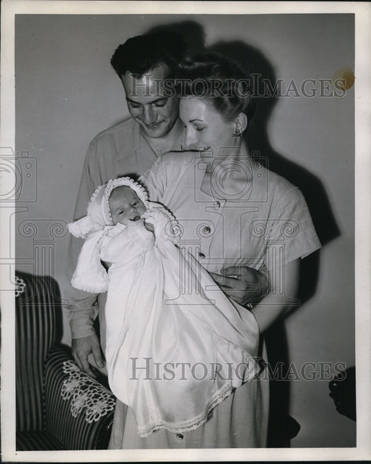 1943 Mr & Mrs Ray Brooks & baby Hope in Detroit for christening - Historic Images