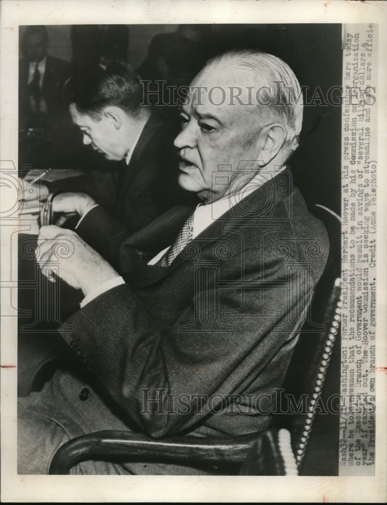 1948 Press Photo Former Pres Herbert Hoover at Press Conference - nem34878-Historic Images