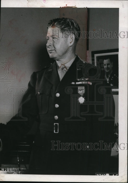 1945 Press Photo Major General Barney Giles Chief of Air - nem34962-Historic Images