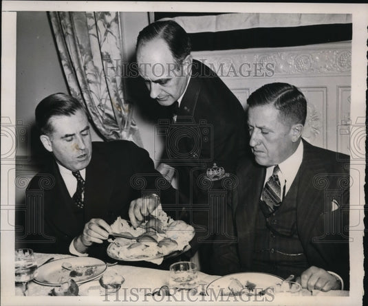 1939 Press Photo Secy of Agriculture Henry Wallace & Frank Grimes lunch in DC - Historic Images