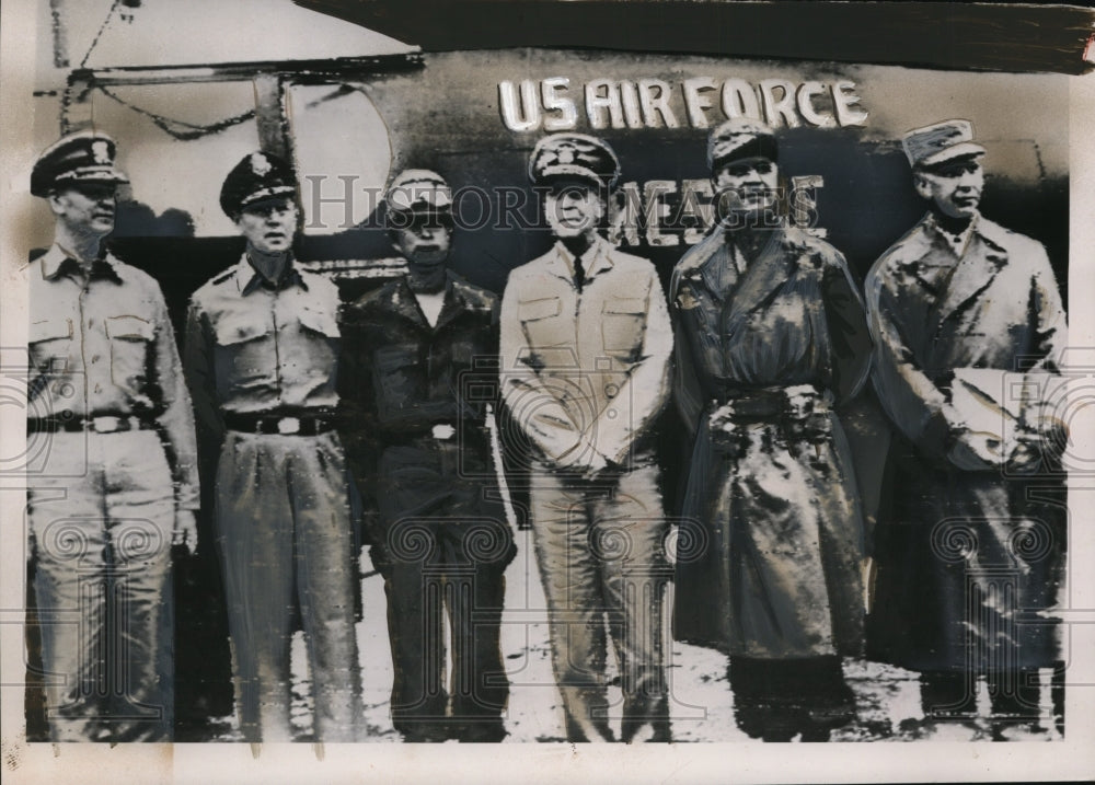 1951 Press Photo Peace Group Poses for Final Picture Before Cease-Fire Meeting - Historic Images