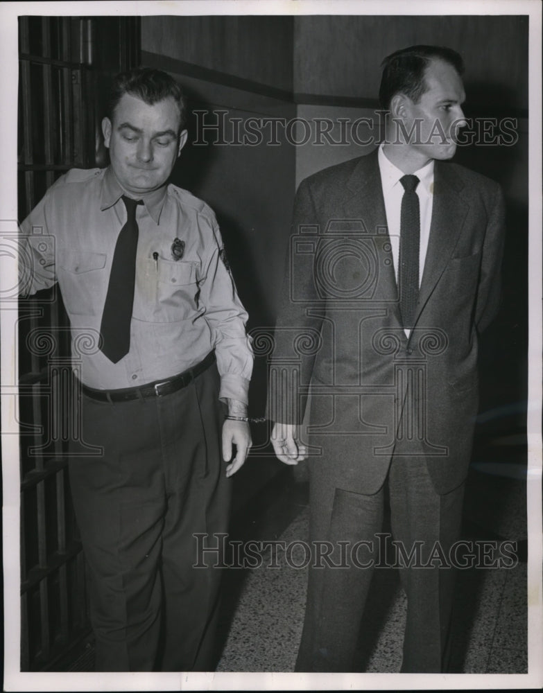 1954 Press Photo Dr Sam Sheppard and Deputy Sheriff James Kilroy - Historic Images