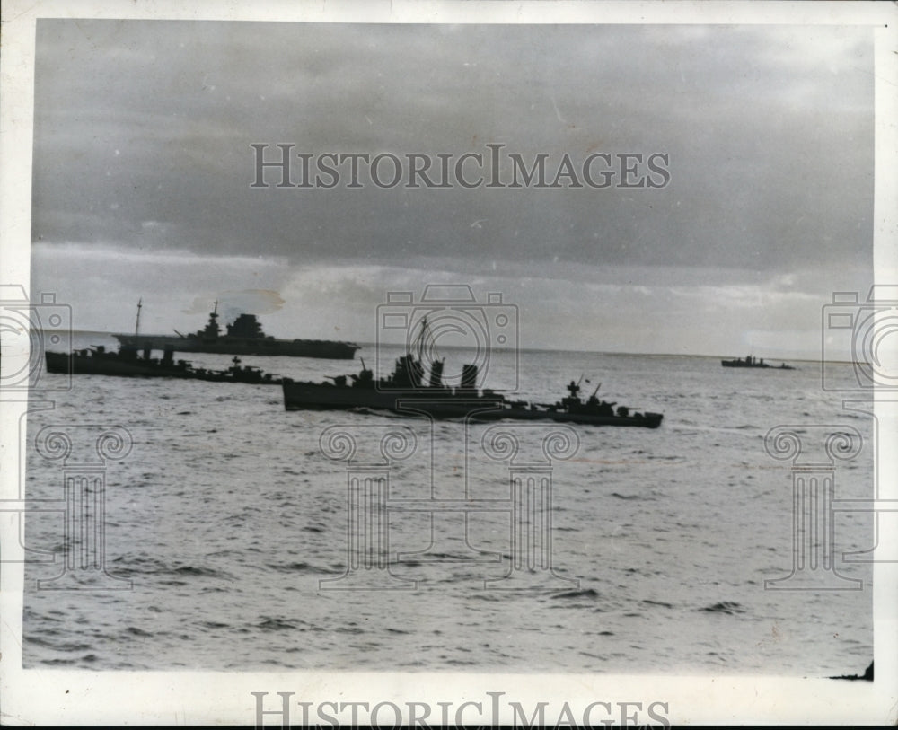 1942 Press Photo US Army Pacific Fleet Searching for Enemy - Historic Images