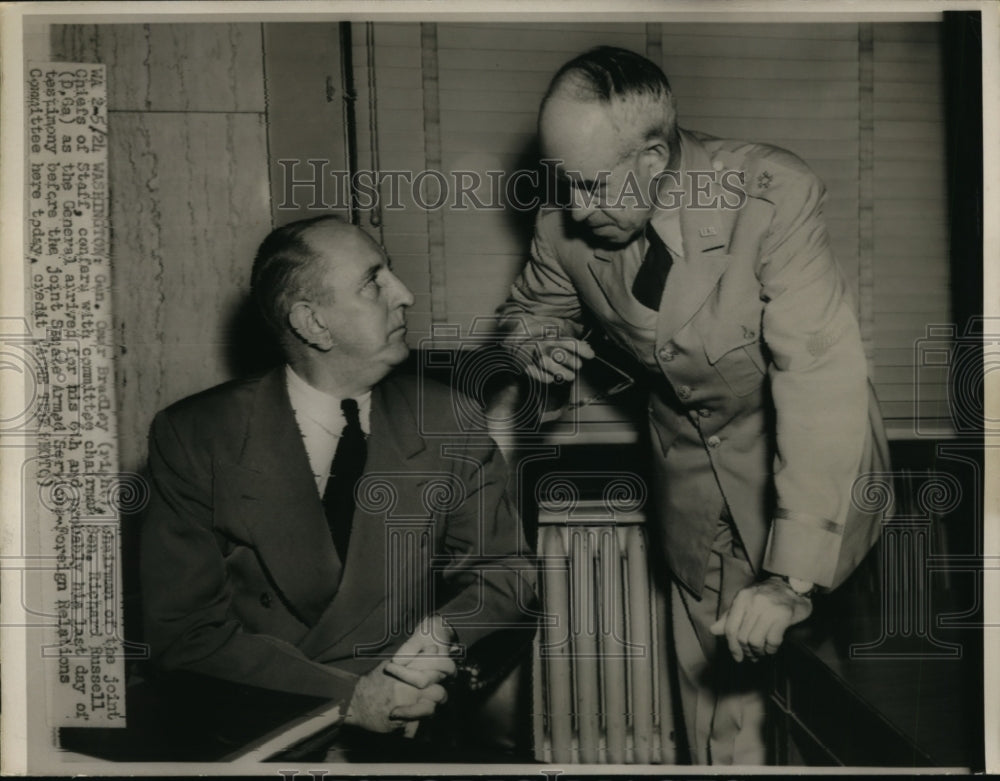 1951 Press Photo DC Joint Chiefs chairman Gen Omar Bradley, Sen R Russell of GA - Historic Images