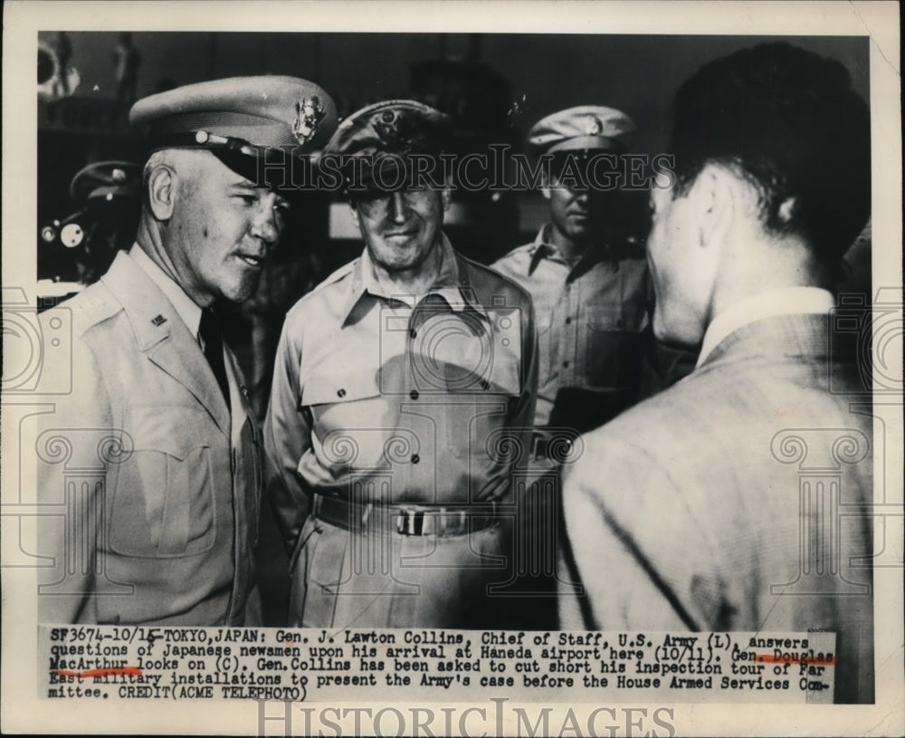 1949 Press Photo Toyko Japan Gen Lawton Collins US Army &amp; newsmen - Historic Images