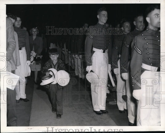 1945 Press Photo West Point Military Academy cadets at graduation - nem37376-Historic Images