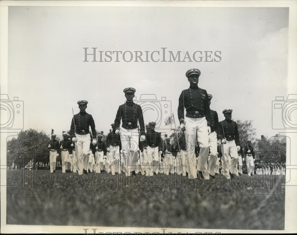 1935 Press Photo Dress Parade of Color Ushering June Week at the US Navy Academy - Historic Images