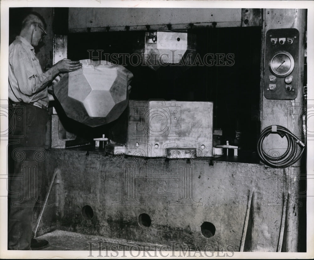 1964 Press Photo Satellite Bendix - Historic Images