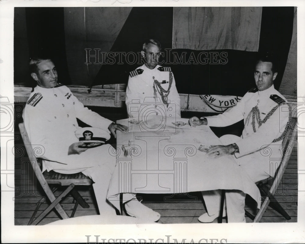 1941 Press Photo US Military Officials in Navy Day Luncheon, San Juan - Historic Images