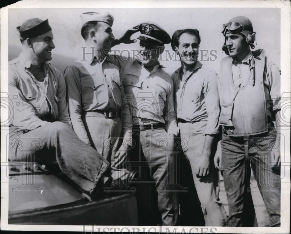 1944 Press Photo Brooklyn men in the Ppacific war theater SKI/1 Vincent Sheehan - Historic Images
