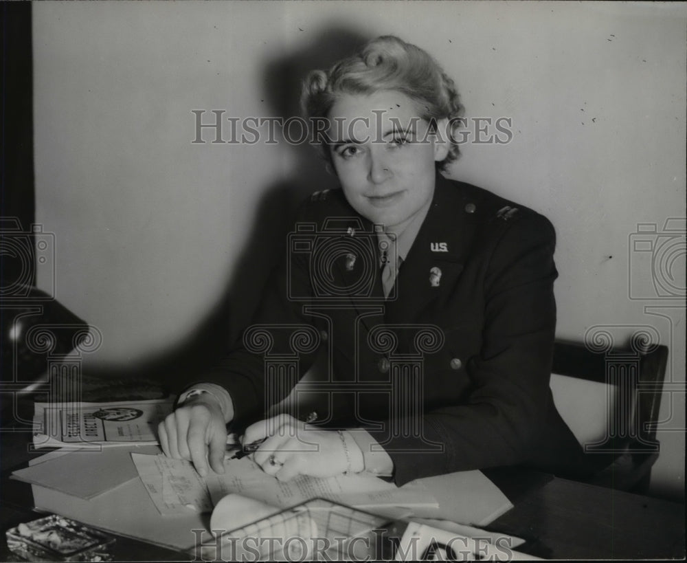 Press Photo Capt Anna Wilson Studio City California - Historic Images