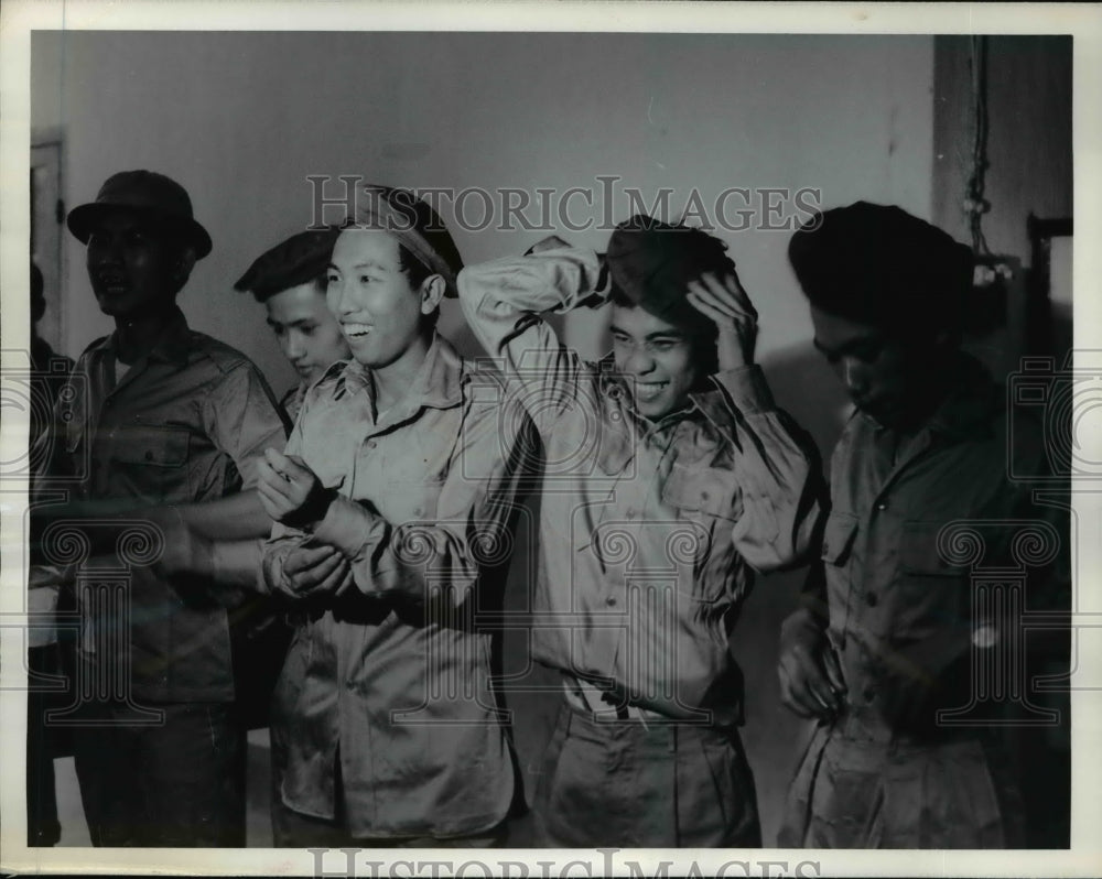 1964 Press Photo Saigon Vietnamese draftees inducted into Army - Historic Images