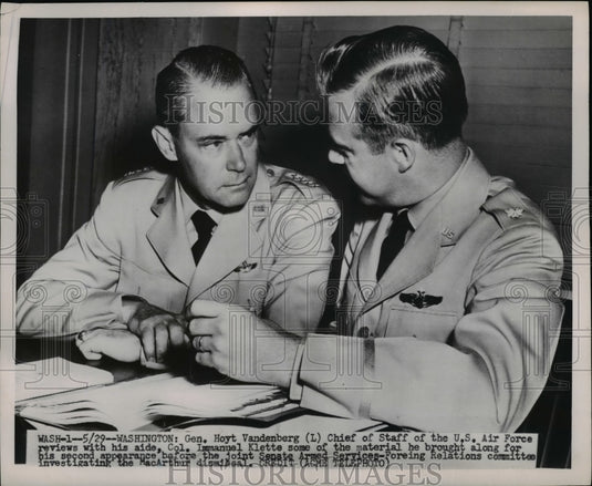 1951 Press Photo DC Gen Hoyt Vandenberg AF Chief o Staff, Col Immanuel Klette - Historic Images