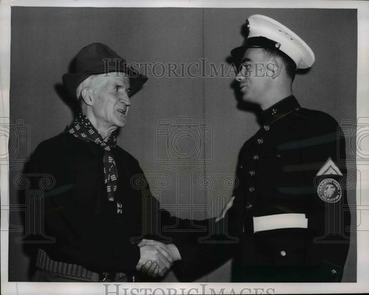 1955 Press Photo Seven Years Separate These Uniforms and Men - Historic Images