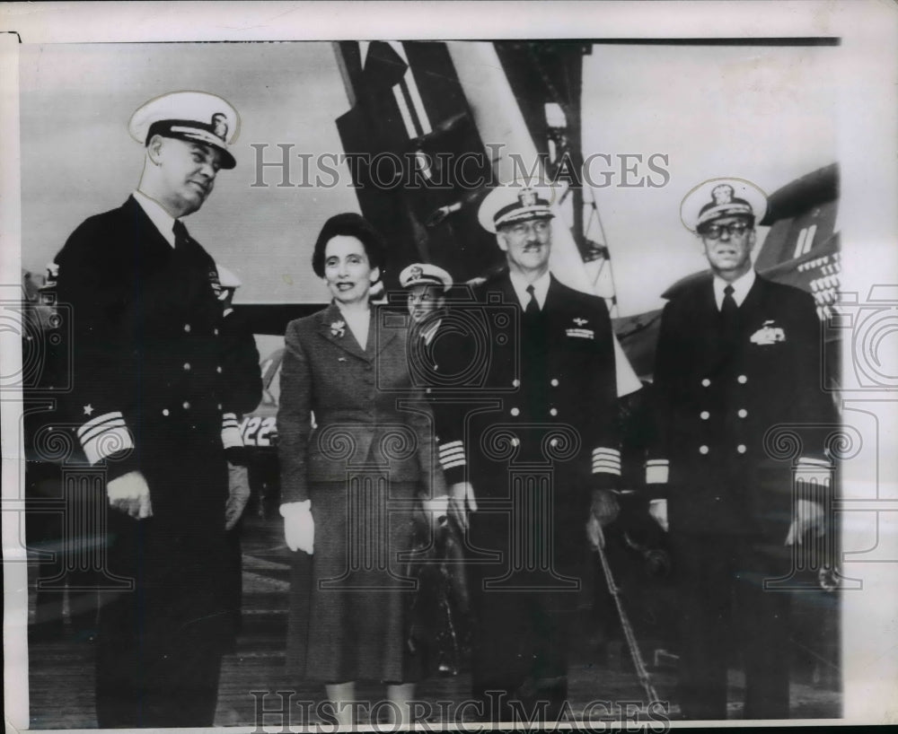 1951 Press Photo Mrs Anna Rosenberg Asst Secy of Defense for Manpower in Japan - Historic Images