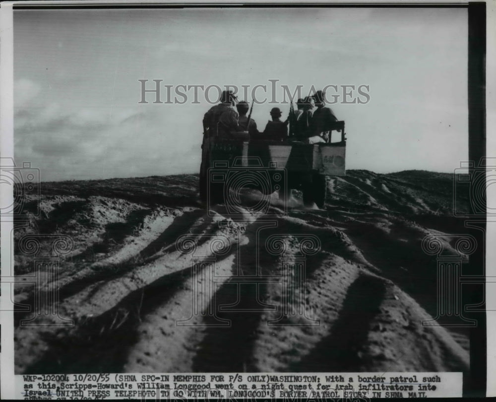 1955 Press Photo William Longgood Went On Night Quest for Arab Infiltrators-Historic Images