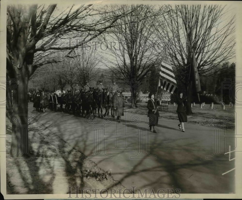 1929 Press Photo Anna Maxwell Funeral Services in Arlington National Cemetery - Historic Images