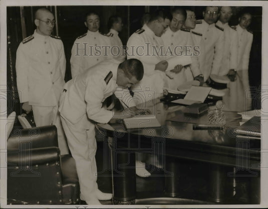 1936 Press Photo Officers Signing Guest Book - Historic Images