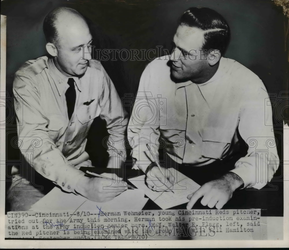 1950 Press Photo Cinncinati Herman Wehmeier Reds pitcher tries out for Army-Historic Images