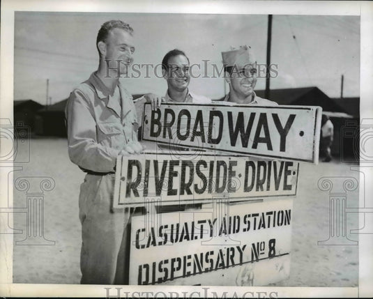 1943 Press Photo Central Pacific base S./Sgt Joe McEvoy, Sgt Stanley Rube-Historic Images