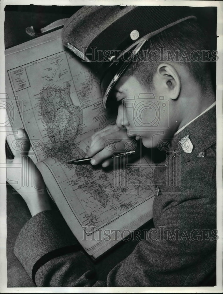 1942 Press Photo Cadet Francisco Esteban of Manila at Valley Forge, PA - Historic Images