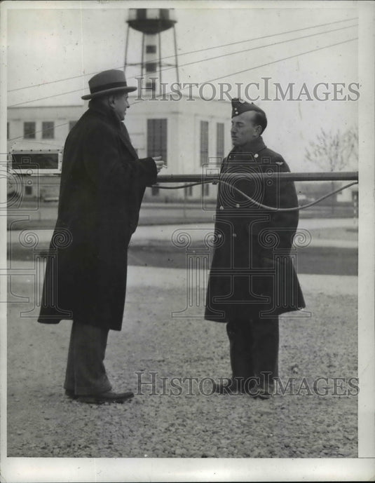 1941 Press Photo Gate at Trenton Air Station - Historic Images