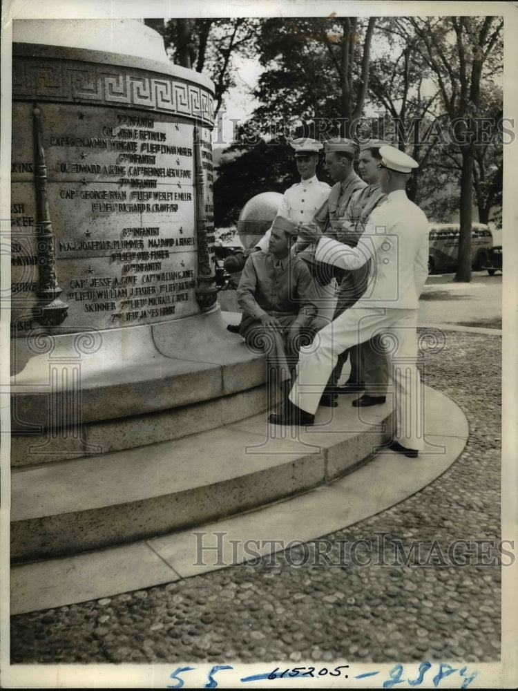 1941 Press Photo West Point Military Academy cadets &amp; draftees at school - Historic Images