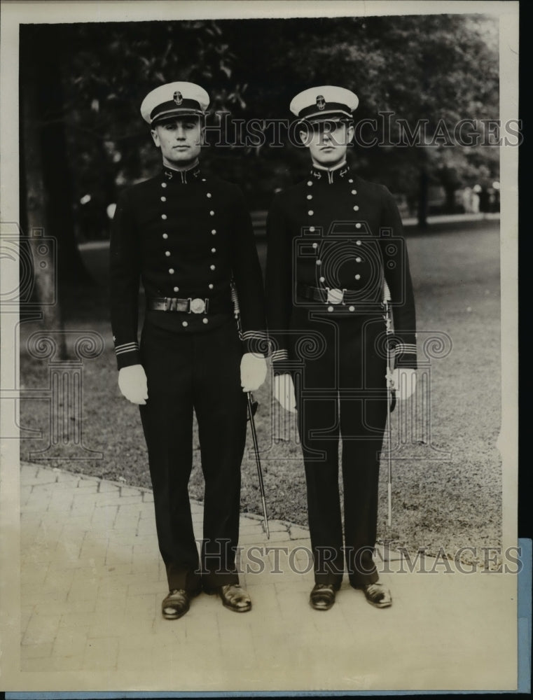 1928 Press Photo Ned Hannagan Graduate of U.S Naval Academy Receives Coveted Cup-Historic Images