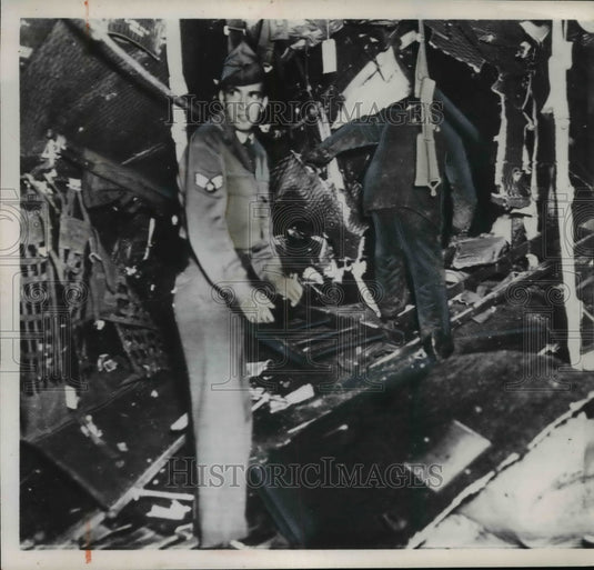 1953 Press Photo US Air Force Plane Crash at McCord AFB Washington - nem45749-Historic Images