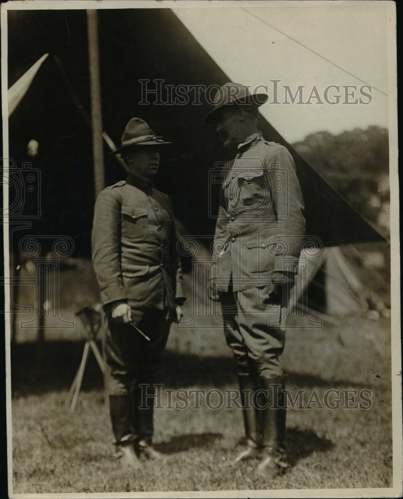 1918 Press Photo Lt Col Merritt Smith Commander & Capt Cluster Army Officer-Historic Images