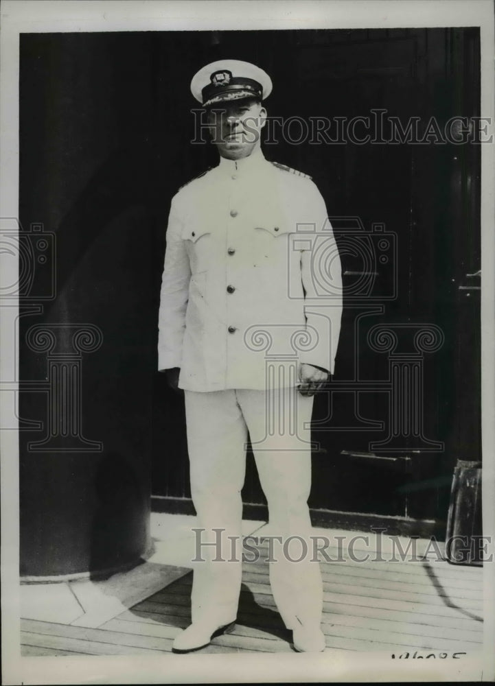 1939 Press Photo Captain James Roberts of Liner President Harding - Historic Images