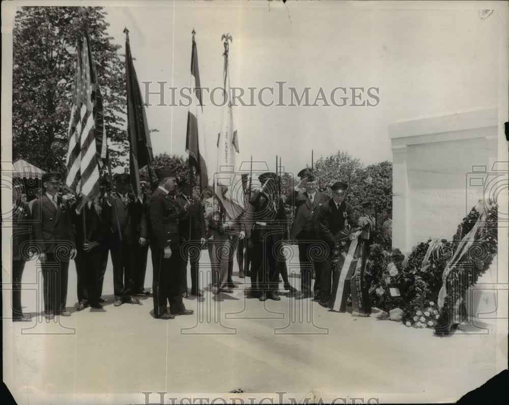 1932 German &amp; Hungarian War Veterans at Arlington Cemetery - Historic Images