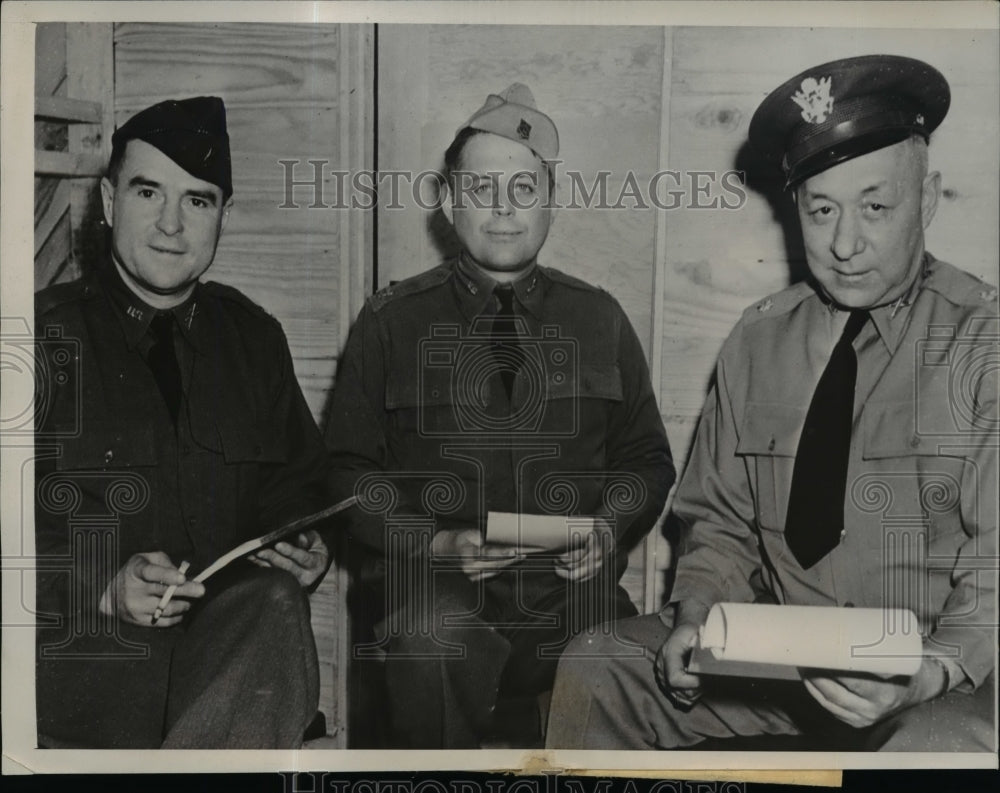 1941 Press Photo Guardsmen Capt.Carl McKinnon,Capt.Edgar Drayson,Col.Ray Nevius-Historic Images