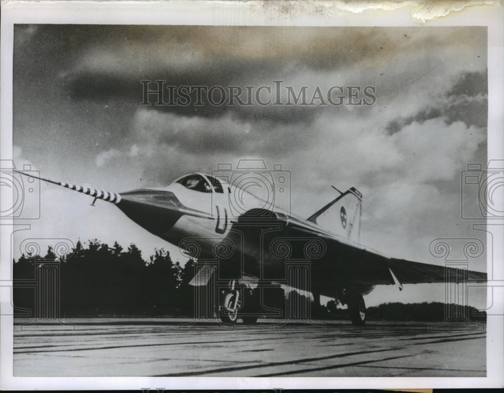 1955 Press Photo New Swedish Jet Fighter the J-35 ready for first flight-Historic Images