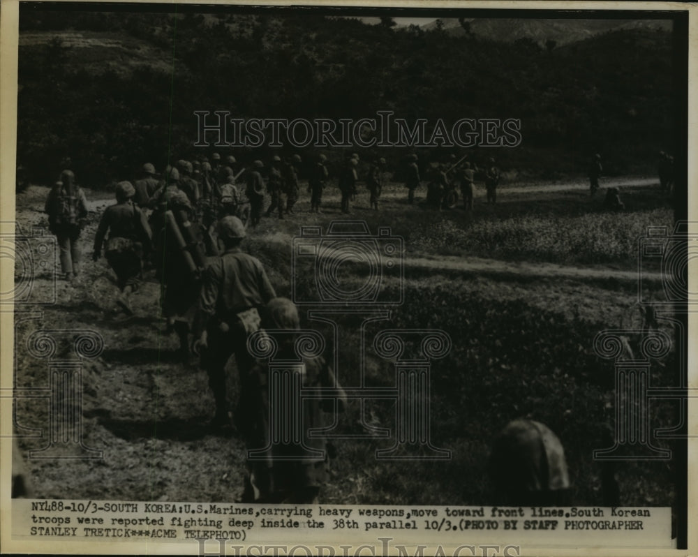 Press Photo American Marine Troops move toward front line in South Korea - Historic Images