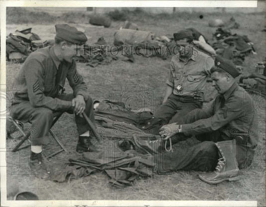 1940 Press Photo Natl Guardsman from Mass. and Missouri trains at Camp Hule - Historic Images