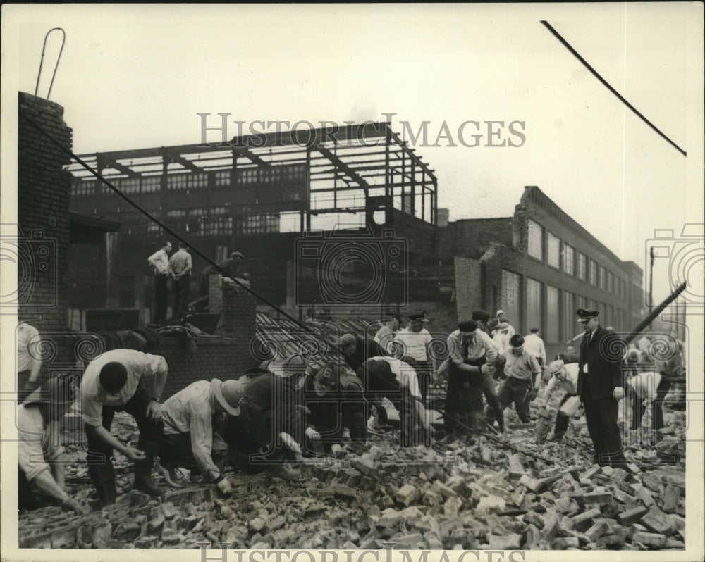 1938 Abandones Easton Service Company Building after Fire - Historic Images