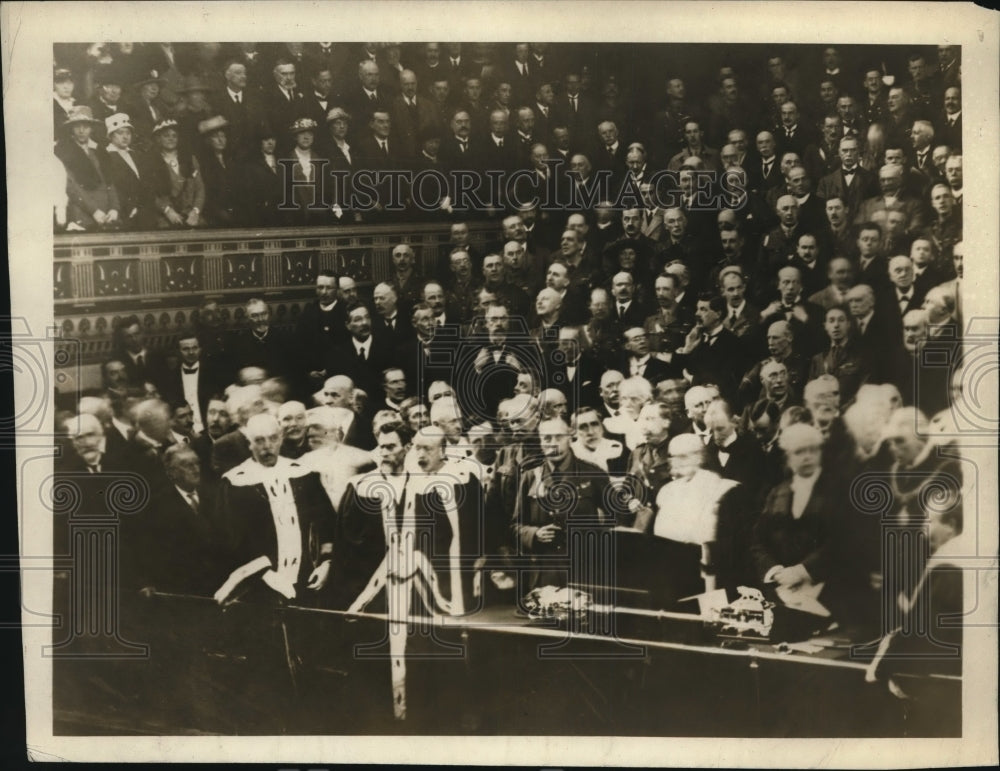1919 Field Marshal Sir D. Haig during a tribute at St. Andrews&#39; Hall - Historic Images