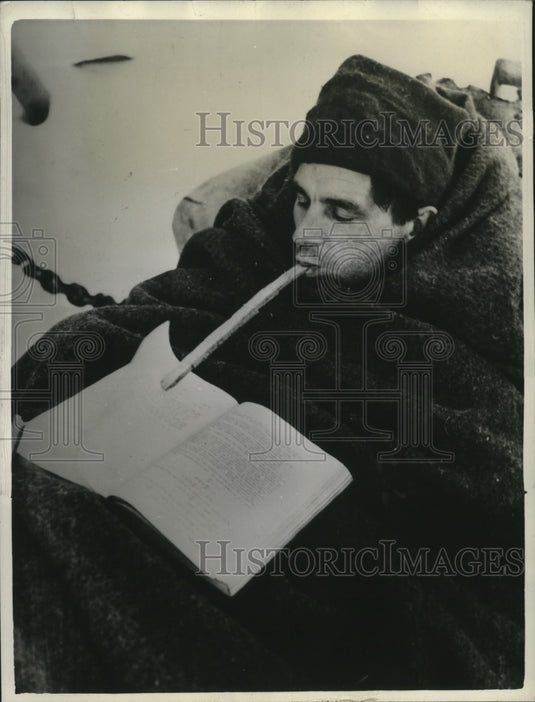 1944 Press Photo Norwegian Soldier wounded in the Spitzbergen Raids-Historic Images