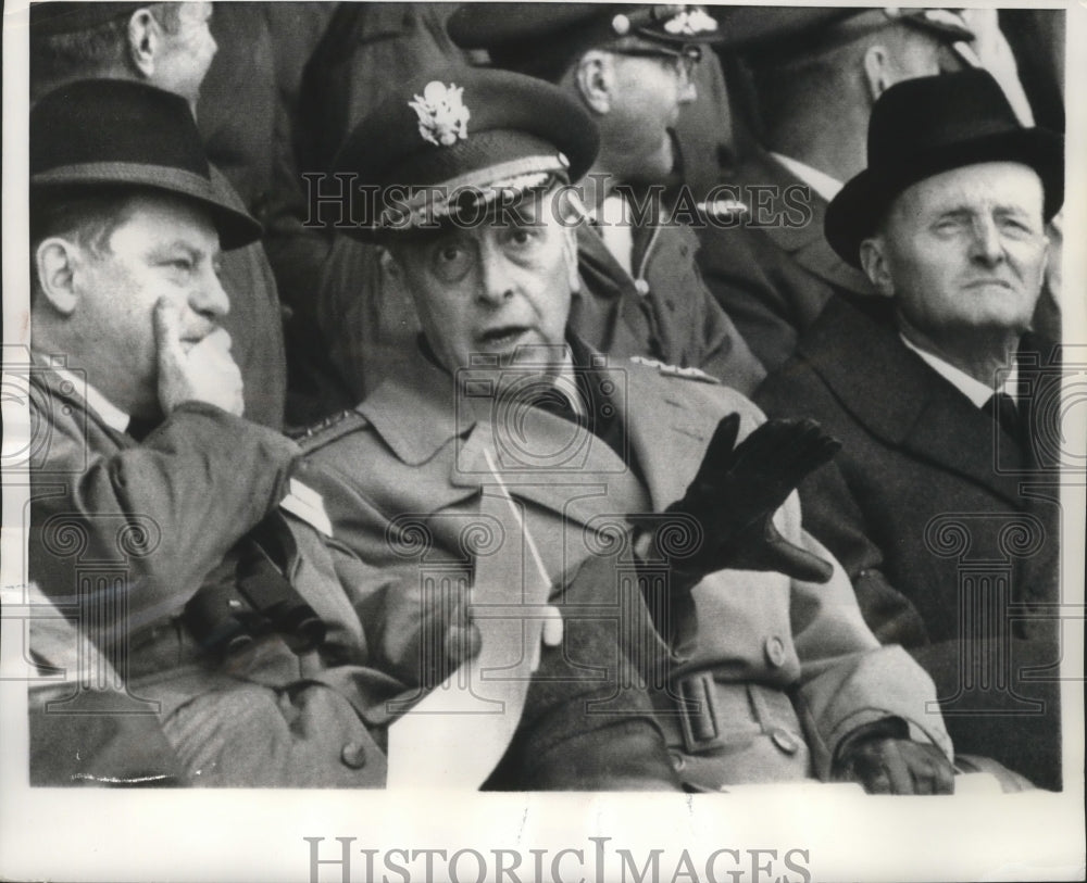 1969 General Lyman Lemnitzer watches the Helicopter Tactics - Historic Images