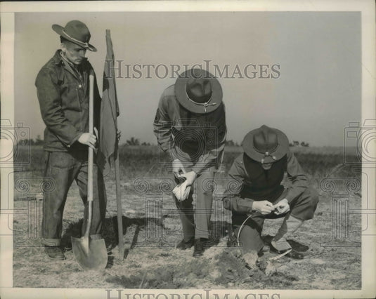 1941 U.S Army Suicide Squad  cover an unnexploded Artillery Shell - Historic Images