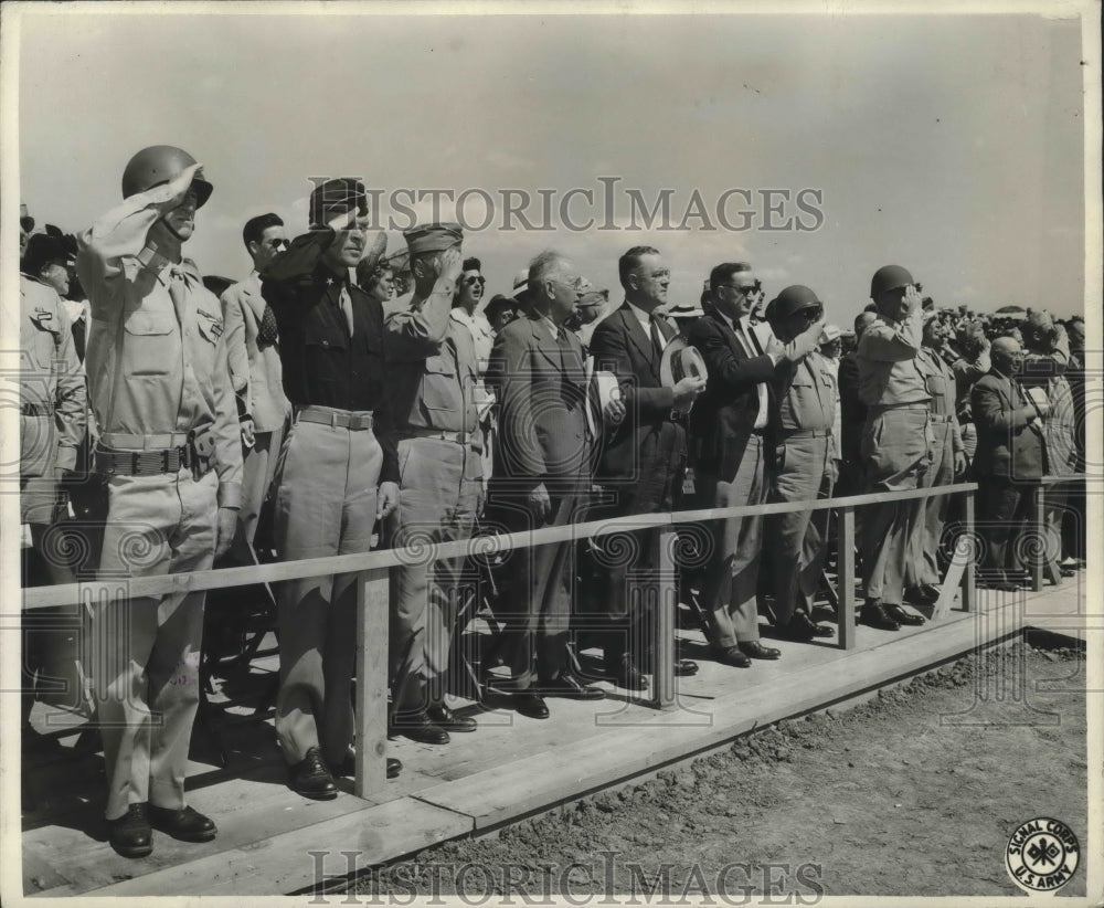 1943 The Activation Ceremonies for 71st Division at Camp Carson - Historic Images